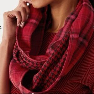 J.Jill 🫐 Red Black Plaid Infinite Scarf One Size NWT